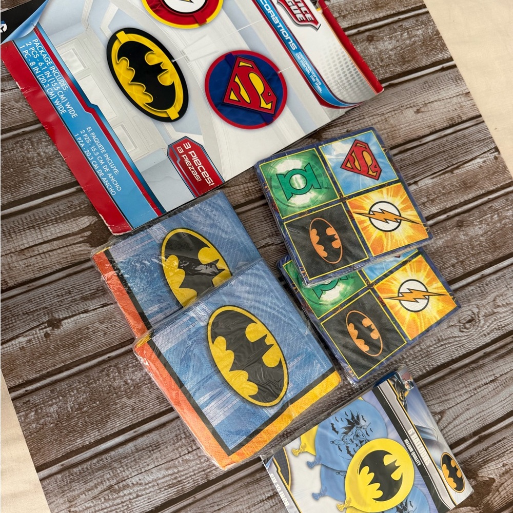 Superhero decorations and Napkins Set